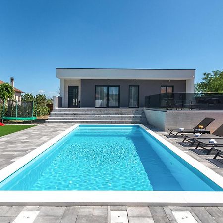 3 Bedroom Beautiful Home In Rastane Donje Donje Rastane 外观 照片
