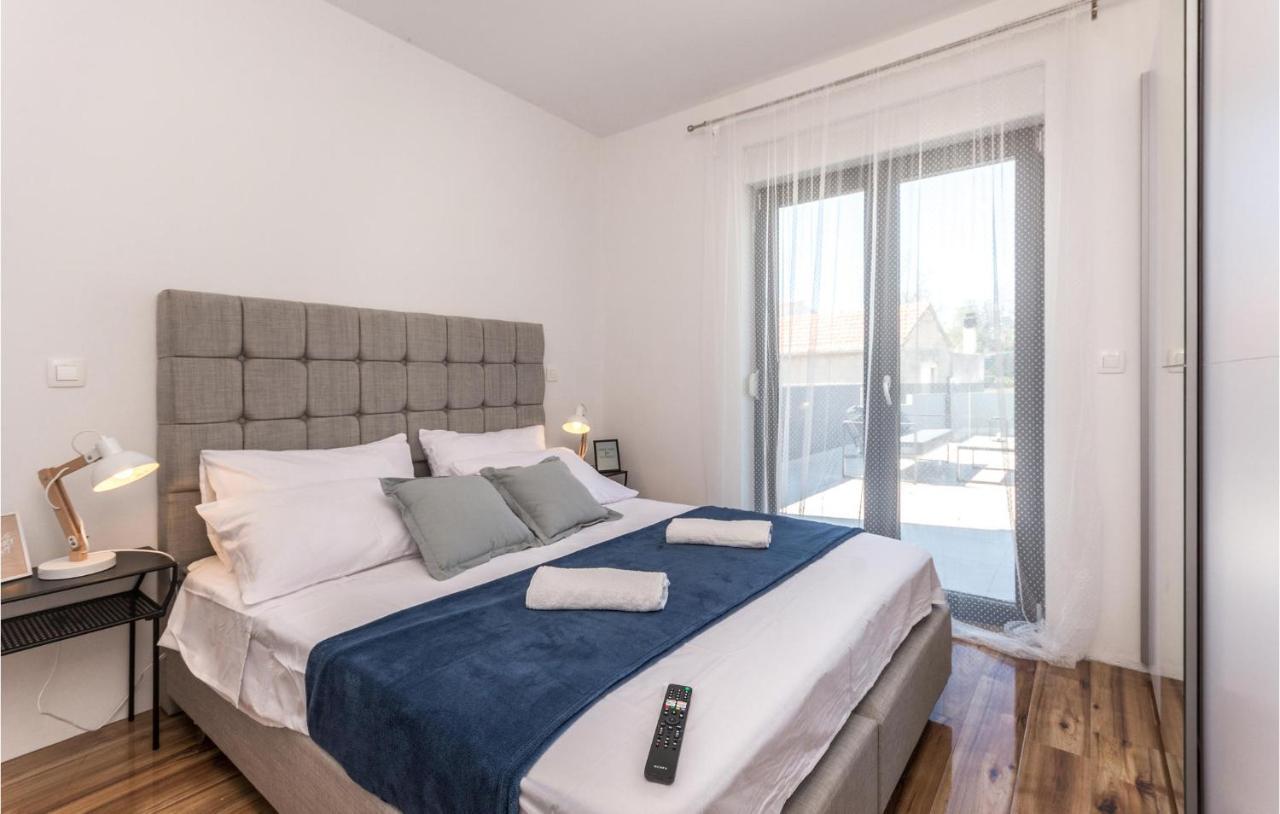 3 Bedroom Beautiful Home In Rastane Donje Donje Rastane 外观 照片
