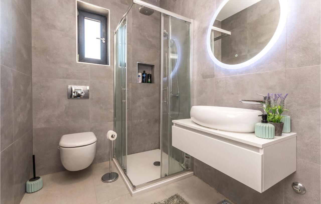 3 Bedroom Beautiful Home In Rastane Donje Donje Rastane 外观 照片